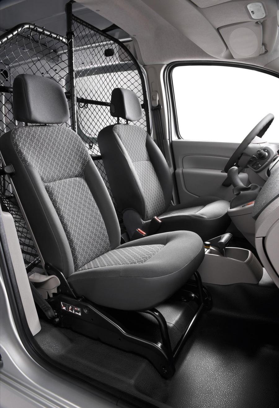  Renault Kangoo Express 2008 года  (фото 10 из 49)